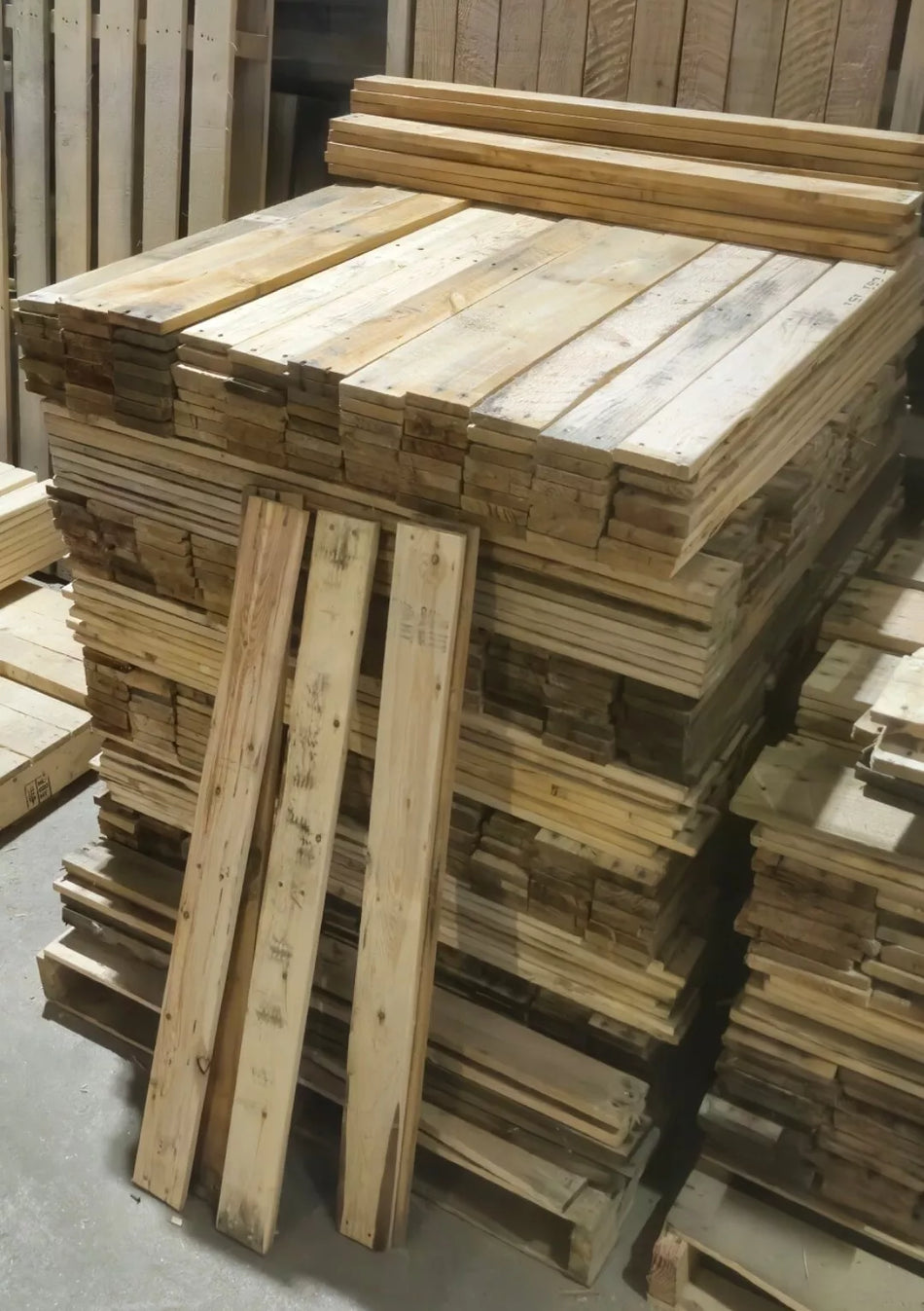 Reclaimed Pallet Wood 1 - 150m² - Select The Coverage Needed From the Drop Down Menu